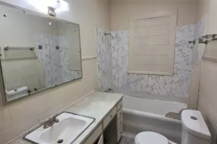 1719 Elizabeth Ave, Wichita Falls, TX 76301 - Photo 6