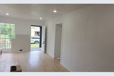 4014 Marshall Drive, Dallas, TX 75210 - Photo 4