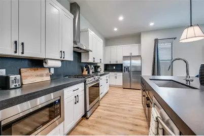 2130 Roanoke Avenue, Dallas, TX 75235 - Photo 6