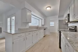 2905 Joymeadow Dr, Fort Worth, TX 76123 - Photo 2