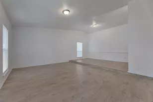 2905 Joymeadow Dr, Fort Worth, TX 76123 - Photo 4