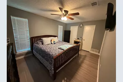 2309 Scott Mill Circle, Carrollton, TX 75006 - Photo 4