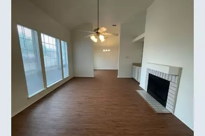 819 Over Ridge Drive, Grand Prairie, TX 75052 - Photo 4