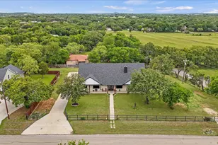 5509 County Rd 1022, Joshua, TX 76058 - Photo 4