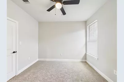 4405 Chickasaw Avenue, Fort Worth, TX 76119 - Photo 12