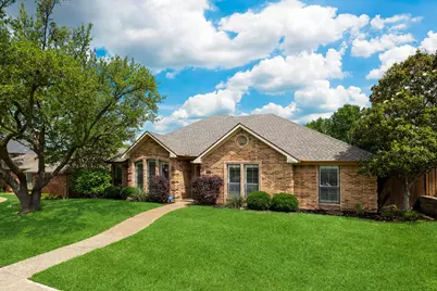 3831 Kelly Boulevard, Carrollton, TX 75007 - Photo 2