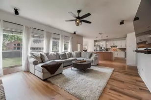 4104 Tiffany Dr, Flower Mound, TX 75022 - Photo 4