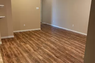 1618 Summerhill Ct, Granbury, TX 76048 - Photo 2