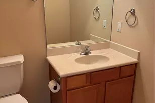 1618 Summerhill Ct, Granbury, TX 76048 - Photo 6