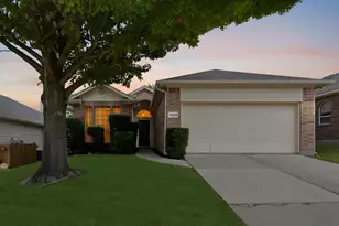 14048 Esperanza Dr, Fort Worth, TX 76052 - Photo 2