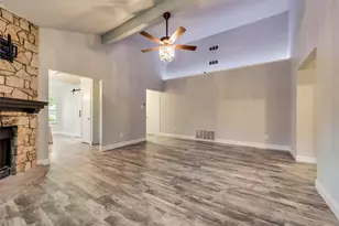 1002 Canary Ln, Mansfield, TX 76063 - Photo 4