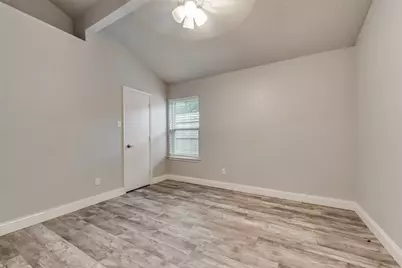 1002 Canary Lane, Mansfield, TX 76063 - Photo 14