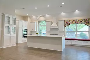 2001 Elm Creek Ln, Flower Mound, TX 75028 - Photo 10