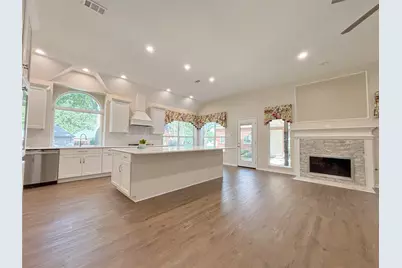 2001 Elm Creek Lane, Flower Mound, TX 75028 - Photo 8