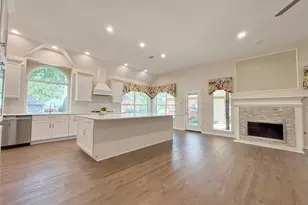 2001 Elm Creek Ln, Flower Mound, TX 75028 - Photo 8