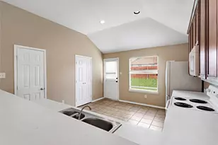 1212 Barrel Run, Fort Worth, TX 76052 - Photo 12