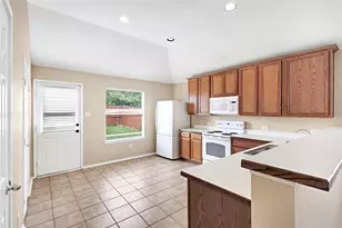 1212 Barrel Run, Fort Worth, TX 76052 - Photo 10