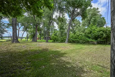 2431 E Lake Drive, Weatherford, TX 76087 - Photo 6