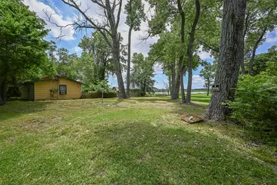 2431 E Lake Drive, Weatherford, TX 76087 - Photo 8