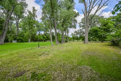 2431 E Lake Drive, Weatherford, TX 76087 - Photo 10