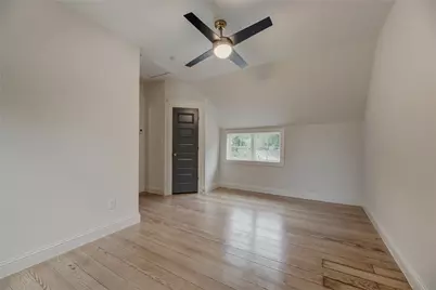 300 E Division Street, Pilot Point, TX 76258 - Photo 30