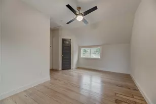 300 E Division St, Pilot Point, TX 76258 - Photo 30