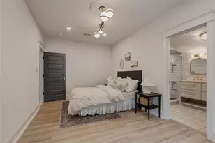 300 E Division St, Pilot Point, TX 76258 - Photo 24