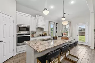 2532 Bunker Hill Dr, Burleson, TX 76028 - Photo 10