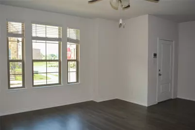 1912 Buffalo Hill Drive, Mesquite, TX 75149 - Photo 4