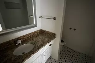 4012 Shady Hollow Ln, Dallas, TX 75233 - Photo 10