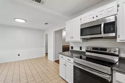 4100 Hemlock Street, Fort Worth, TX 76137 - Photo 10