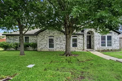 423 Fall Cedar Drive, Fort Worth, TX 76108 - Photo 1