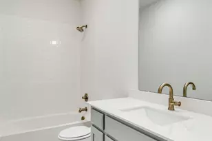 500 Lakeway Ln, Justin, TX 76247 - Photo 10