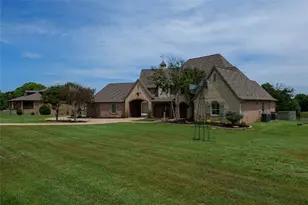 12090 Lake Trail Dr, Copper Canyon, TX 76226 - Photo 4