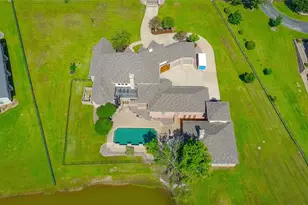 12090 Lake Trail Dr, Copper Canyon, TX 76226 - Photo 10