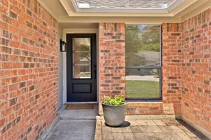 11320 Golden Triangle Cir, Fort Worth, TX 76244 - Photo 4