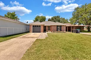 11320 Golden Triangle Cir, Fort Worth, TX 76244 - Photo 2