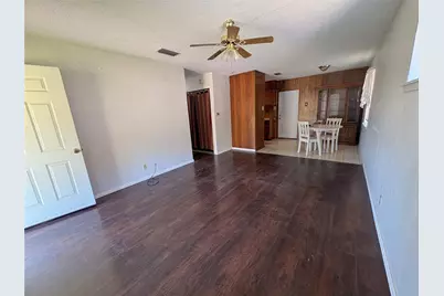 1829 S Center Street, Denison, TX 75021 - Photo 8