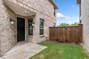 3012 Galveston St, Plano, TX 75075 - Photo 2