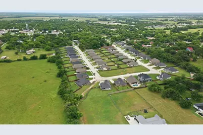 148 Lakeview Circle, Pilot Point, TX 76258 - Photo 38