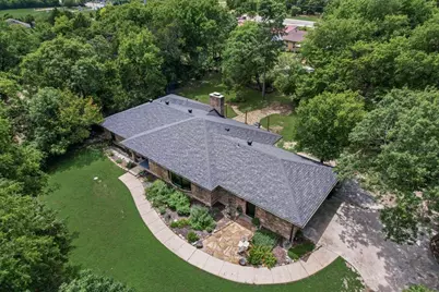 710 Bow Creek Court, Duncanville, TX 75116 - Photo 2