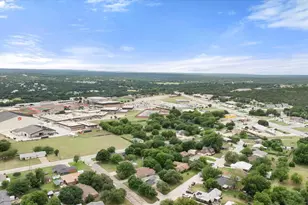 606 Nancy Dr, Glen Rose, TX 76043 - Photo 38