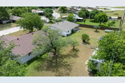 606 Nancy Drive, Glen Rose, TX 76043 - Photo 34