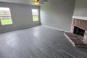 5702 Marietta Dr, Arlington, TX 76017 - Photo 18