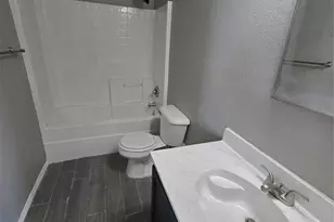 5702 Marietta Dr, Arlington, TX 76017 - Photo 10