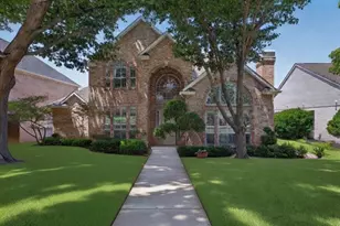 18719 Thorntree Ln, Dallas, TX 75252 - Photo 2