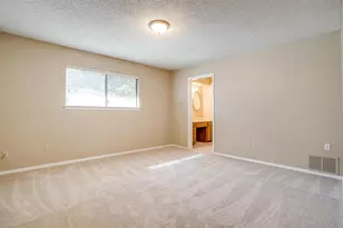 4860 Ledgestone Ct, Fort Worth, TX 76132 - Photo 18