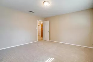 4860 Ledgestone Ct, Fort Worth, TX 76132 - Photo 16
