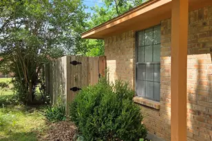 722 S Church St, Pilot Point, TX 76258 - Photo 4