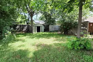 722 S Church St, Pilot Point, TX 76258 - Photo 24